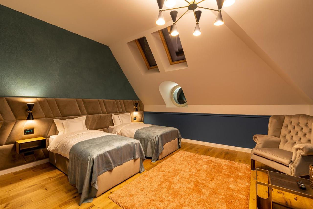 Boutique Hotel Cocosul De Aur Târgu-Mureş Eksteriør billede