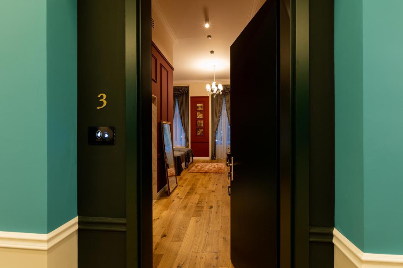 Boutique Hotel Cocosul De Aur Târgu-Mureş Eksteriør billede