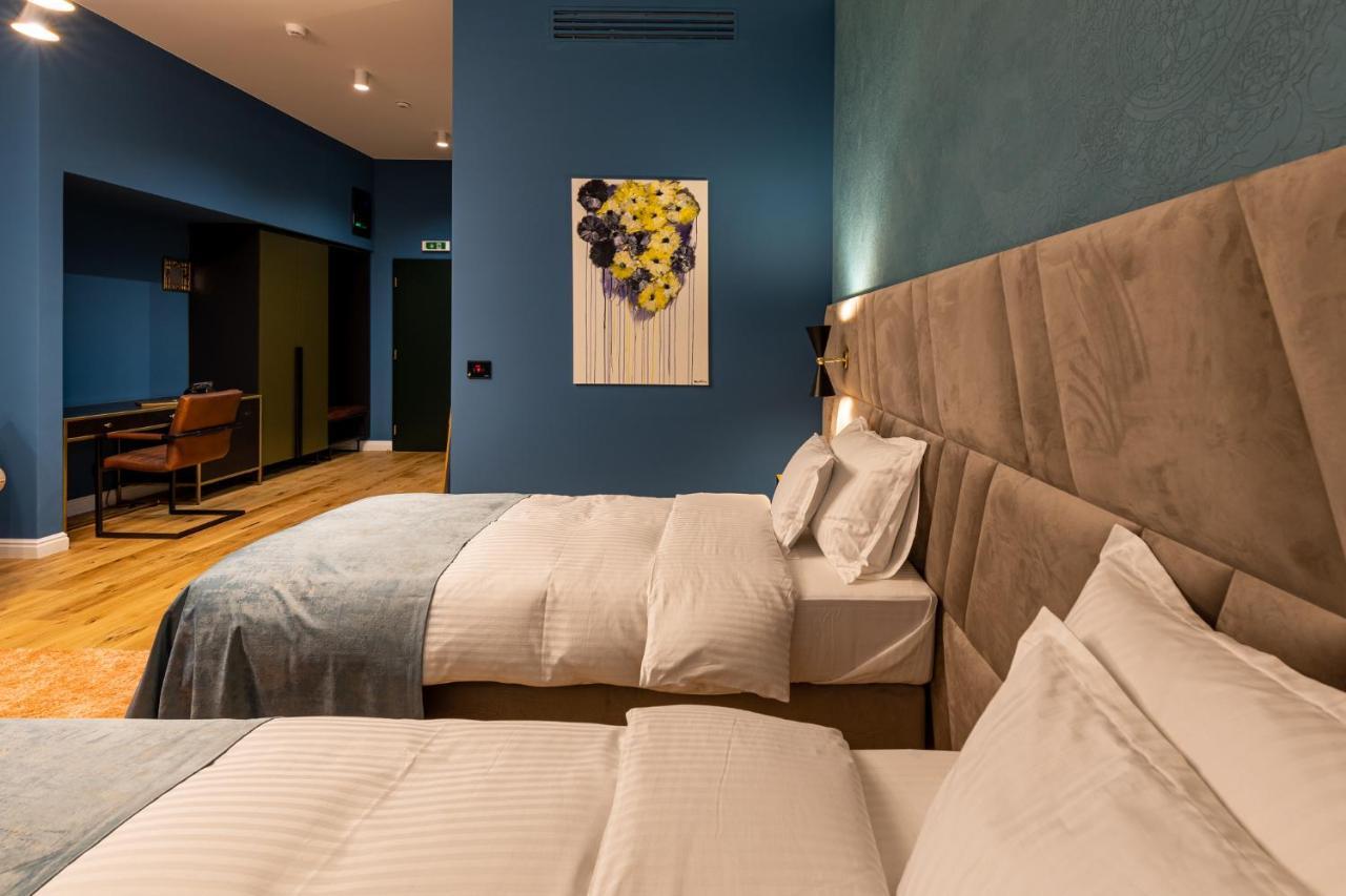 Boutique Hotel Cocosul De Aur Târgu-Mureş Eksteriør billede
