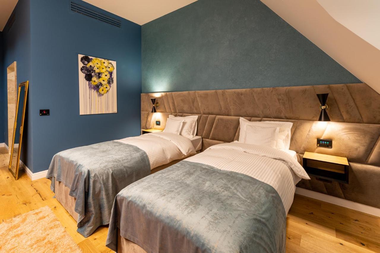 Boutique Hotel Cocosul De Aur Târgu-Mureş Eksteriør billede